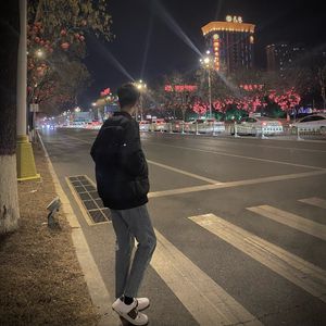 爆操白丝袜美女教头
